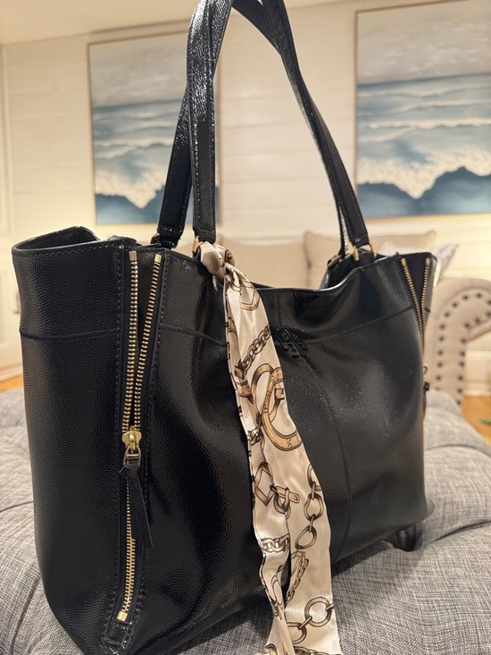 Tory Burch Ivy Side Zip Patent Leather Tote - Picture 3 of 17